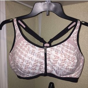VS sports bra